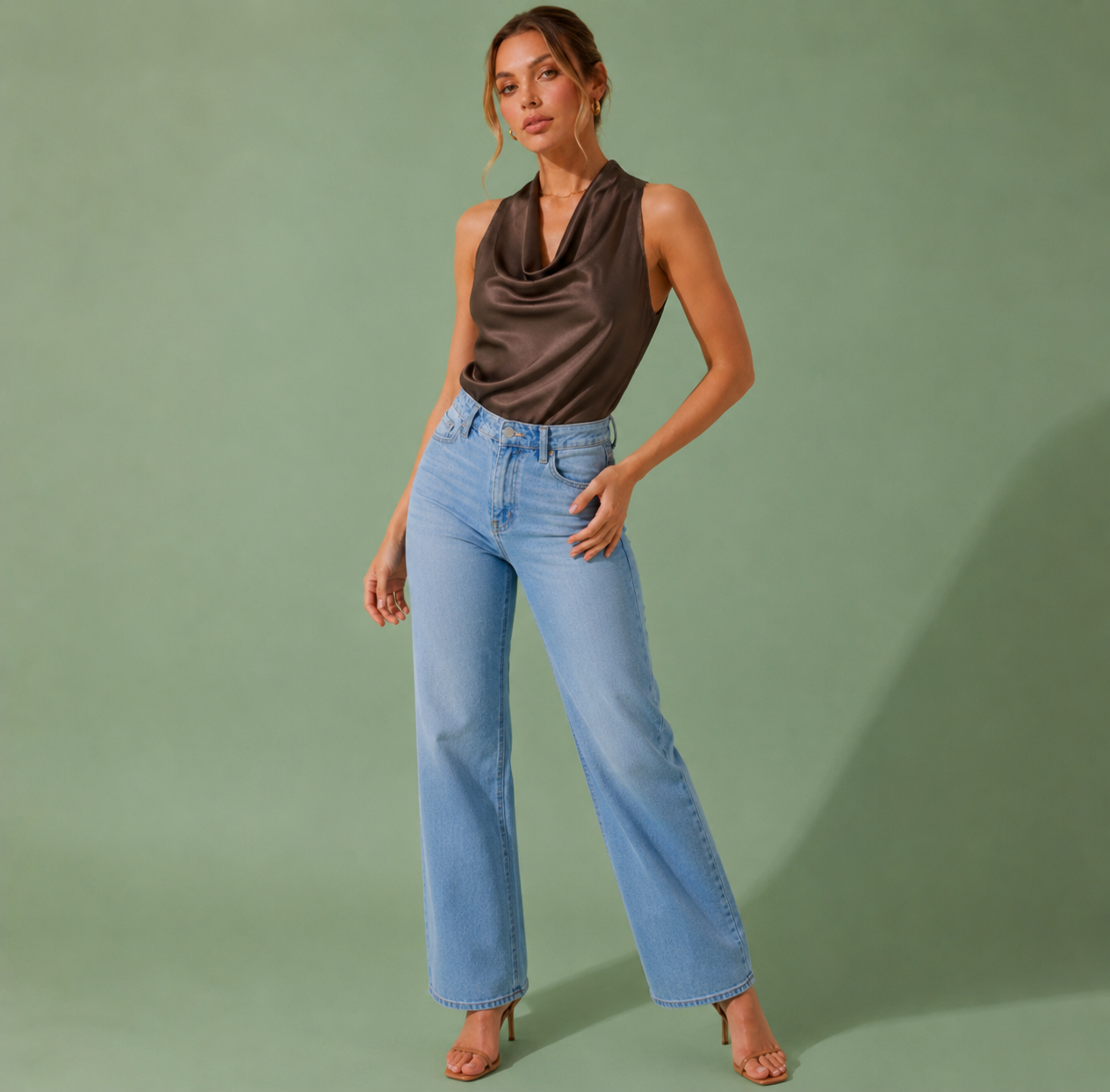 Sleeveless Halter Neck Backless Top